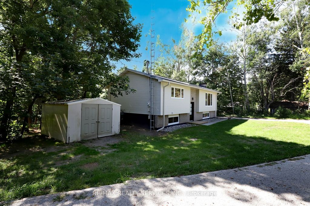 Photo of 8570 Hwy 12 N/A, Oro-Medonte, ON L3V 6H2 (MLS # S12648182)