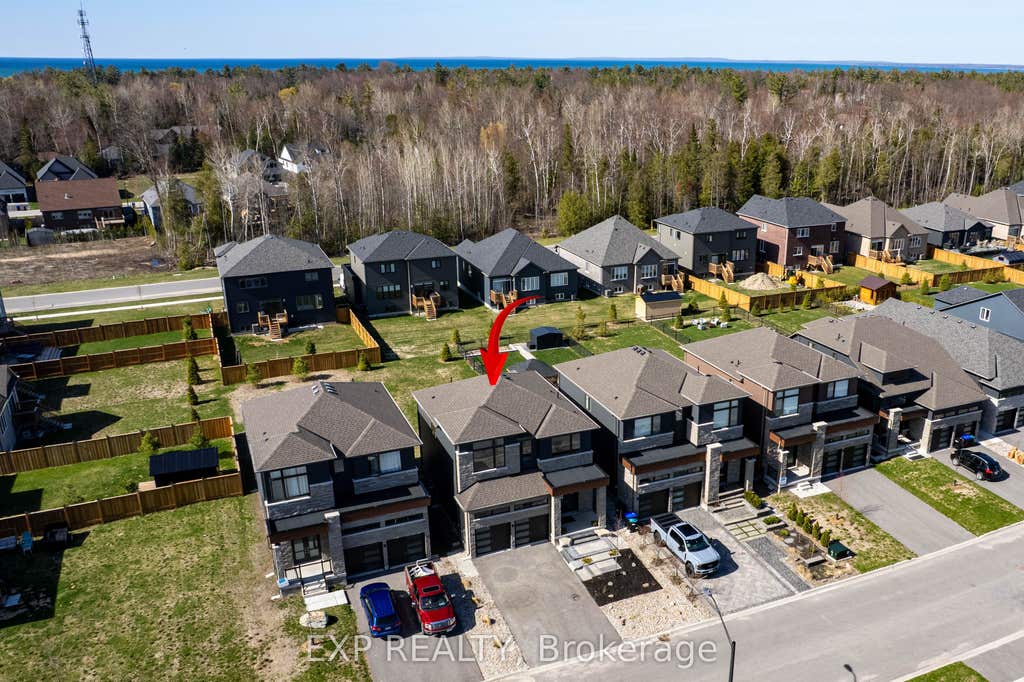 Photo of 46 Simona Avenue, Wasaga Beach, ON L9Z 0L3 (MLS # S13220078)