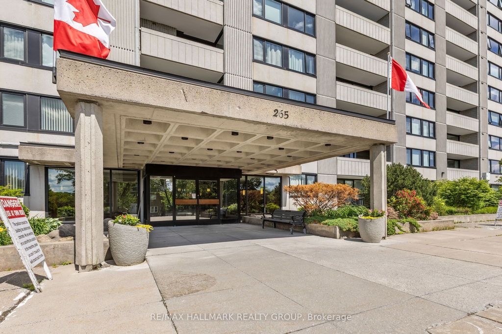 Photo of 265 Poulin Avenue #805, Britannia - Lincoln Heights and Area, ON K2B 7Y8 (MLS # X13489906)