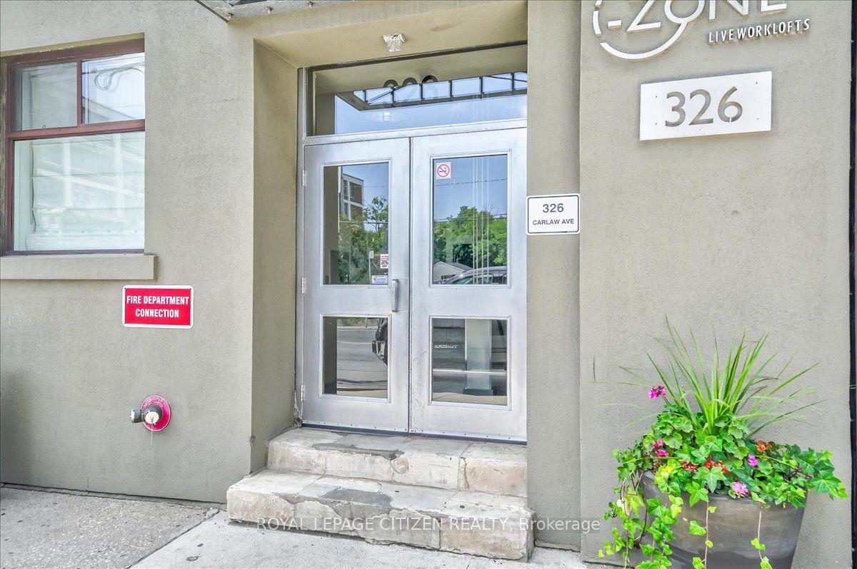326 Carlaw Avenue 201