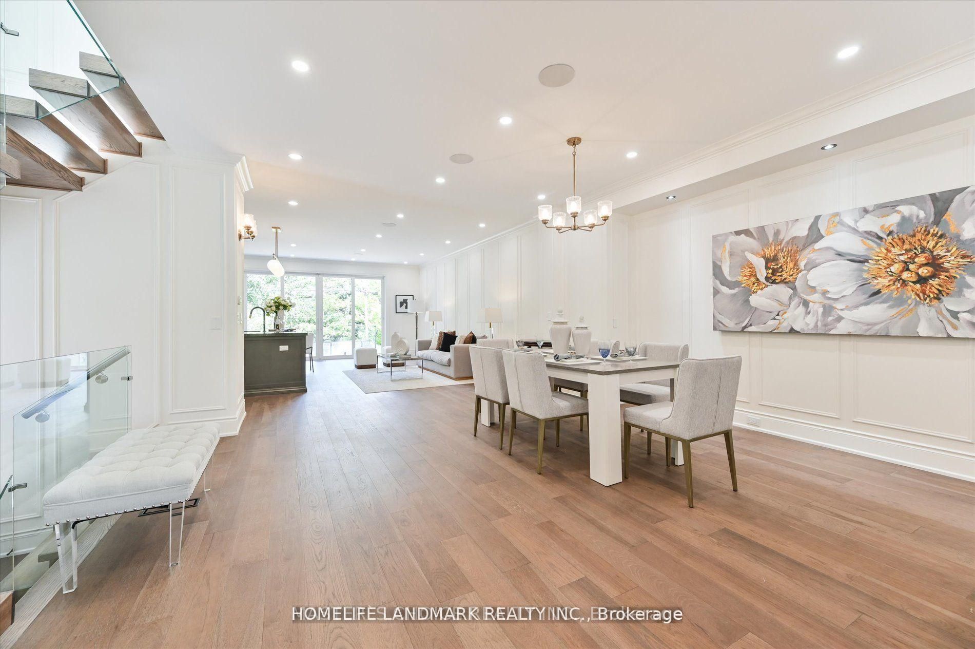 382 St Clements Avenue