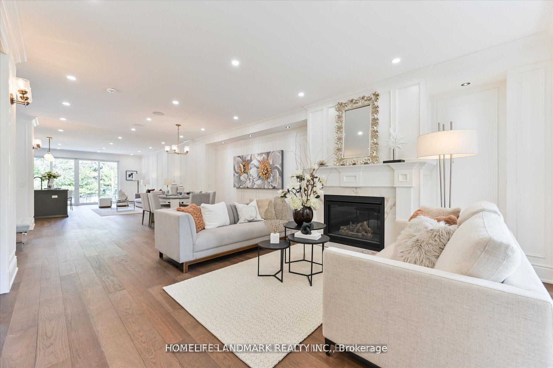 382 St Clements Avenue