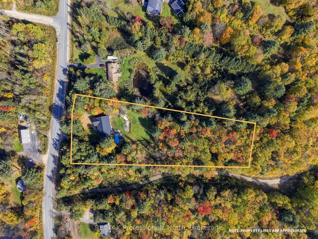 Photo of 1276 Limberlost Road, Lake of Bays, ON P1H 2J6 (MLS # X14032534)