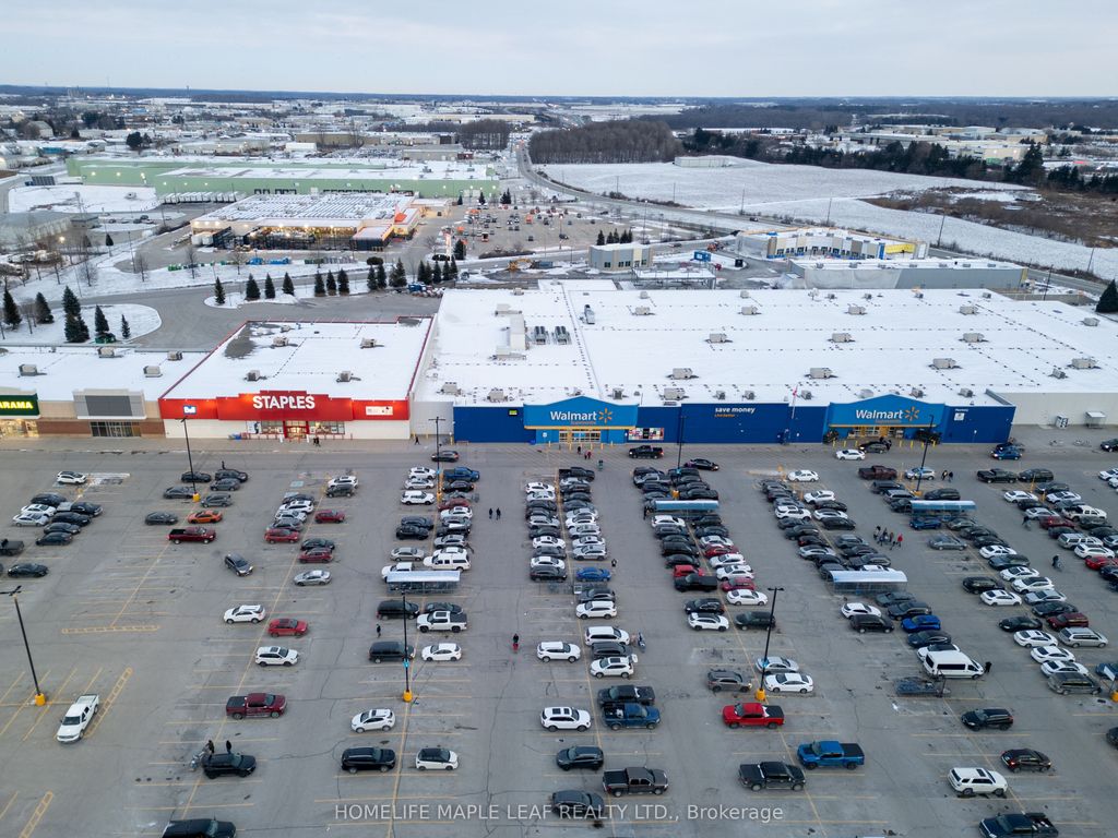 Photo of 936 Alice Street, Woodstock, ON N4S 2J7 (MLS # X12769774)