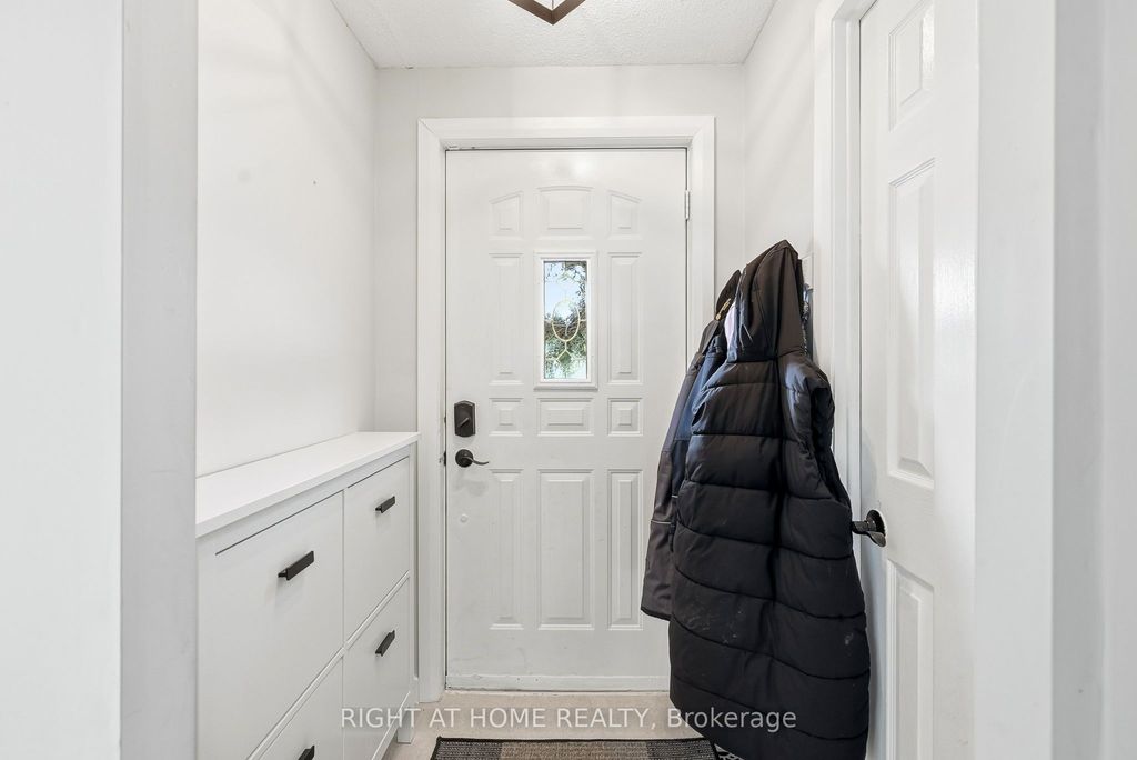 Photo of 1633 Lafrance Drive, Orleans - Cumberland and Area, ON K1E 2L7 (MLS # X12616678)