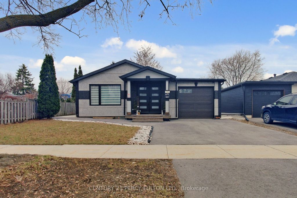 Photo of 26 Farley Crescent, Toronto, ON M9R 2A6 (MLS # W12938218)