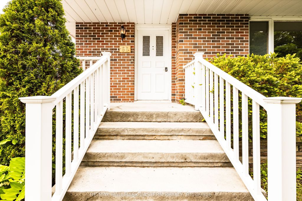 Photo of 66 Doxsee Avenue N, Trent Hills, ON K0L 1L0 (MLS # X12183585)