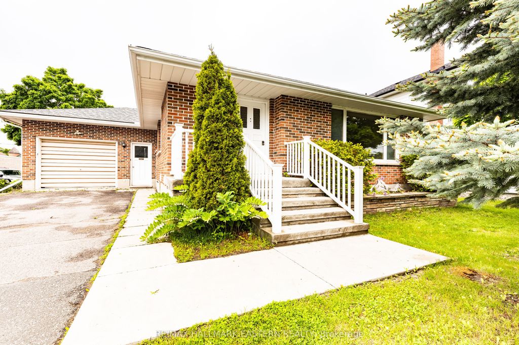 Photo of 66 Doxsee Avenue N, Trent Hills, ON K0L 1L0 (MLS # X12183585)