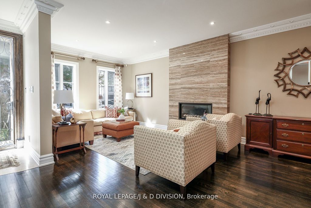 Photo of 82 Munro Boulevard, Toronto, ON M2P 1C4 (MLS # C13118484)