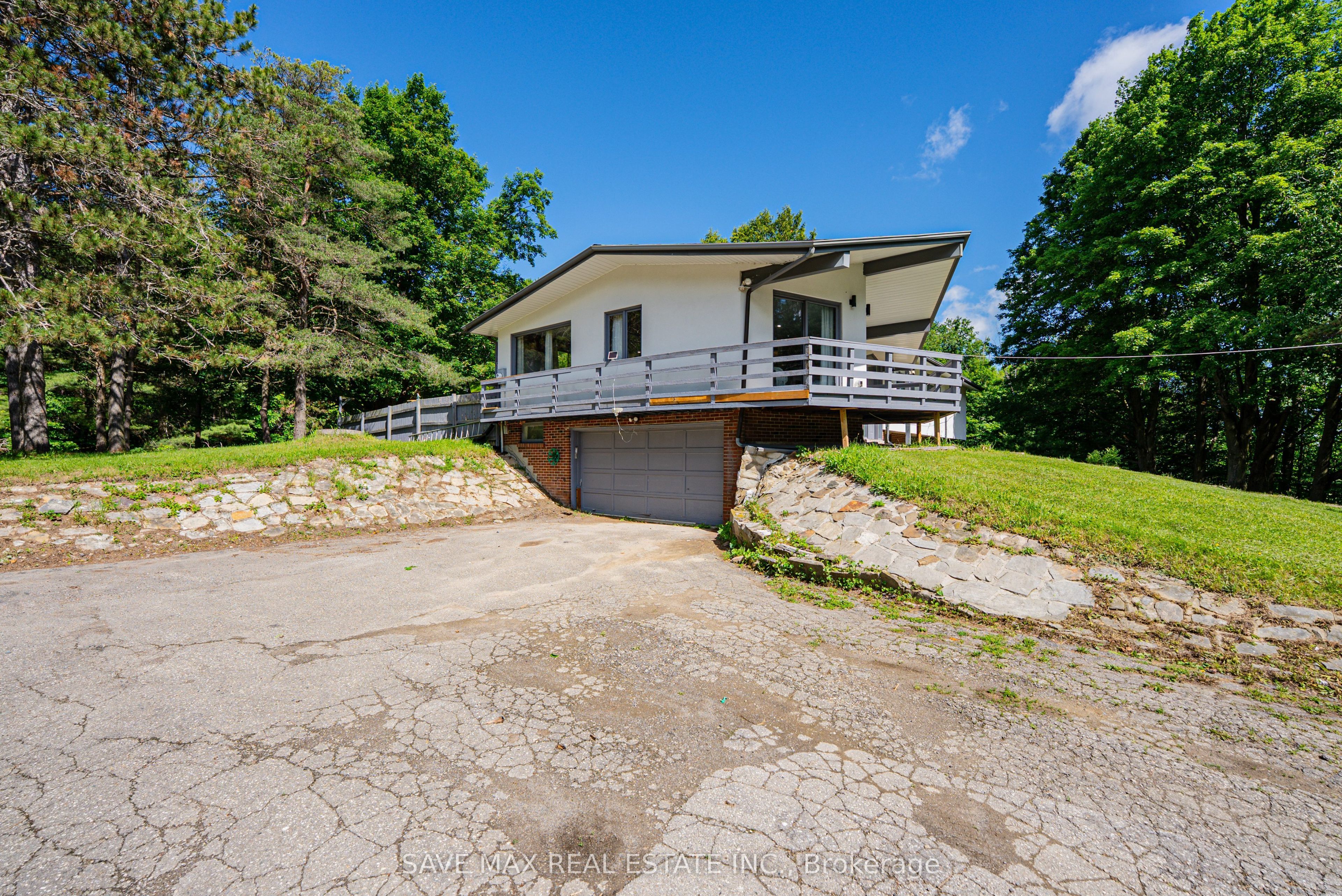 5812 Beech Grove Side Road
