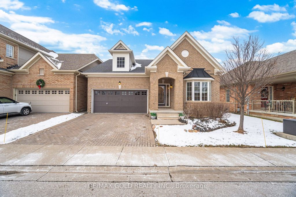 Photo of 30 Muzzo Drive #15, Brampton, ON L6R 3W8 (MLS # W12623186)