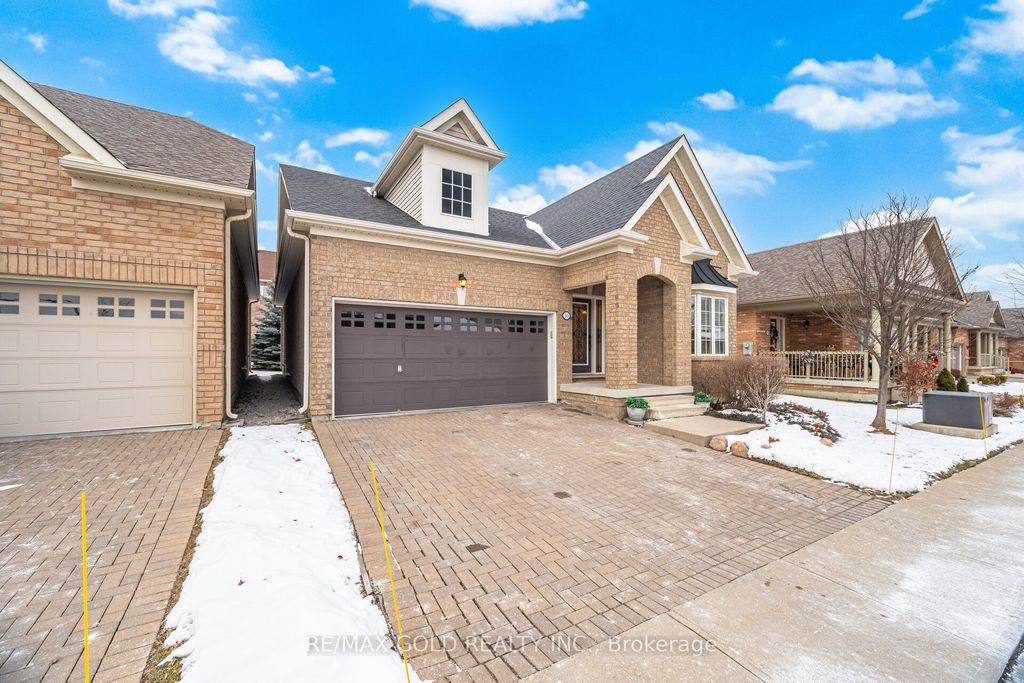Photo of 30 Muzzo Drive #15, Brampton, ON L6R 3W8 (MLS # W12623186)
