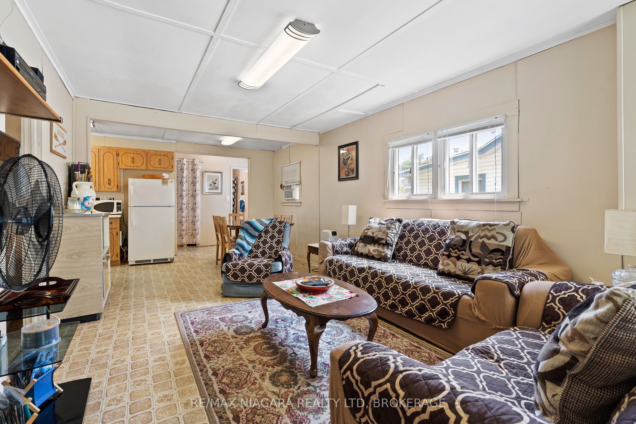 388 Ashwood Avenue