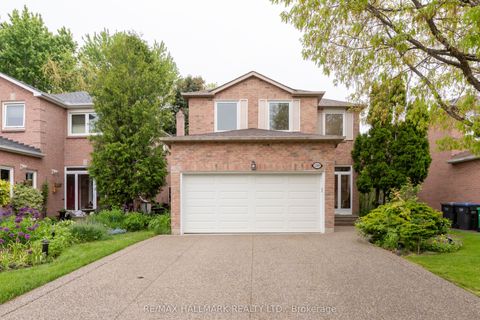 1309 Sweetbirch Court Mississauga ON L5C 3R4