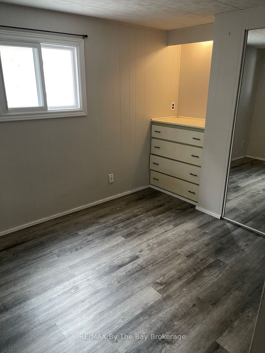 Photo of 17 Cedar Grove Parkway, Wasaga Beach, ON L9Z 1T4 (MLS # S12710714)