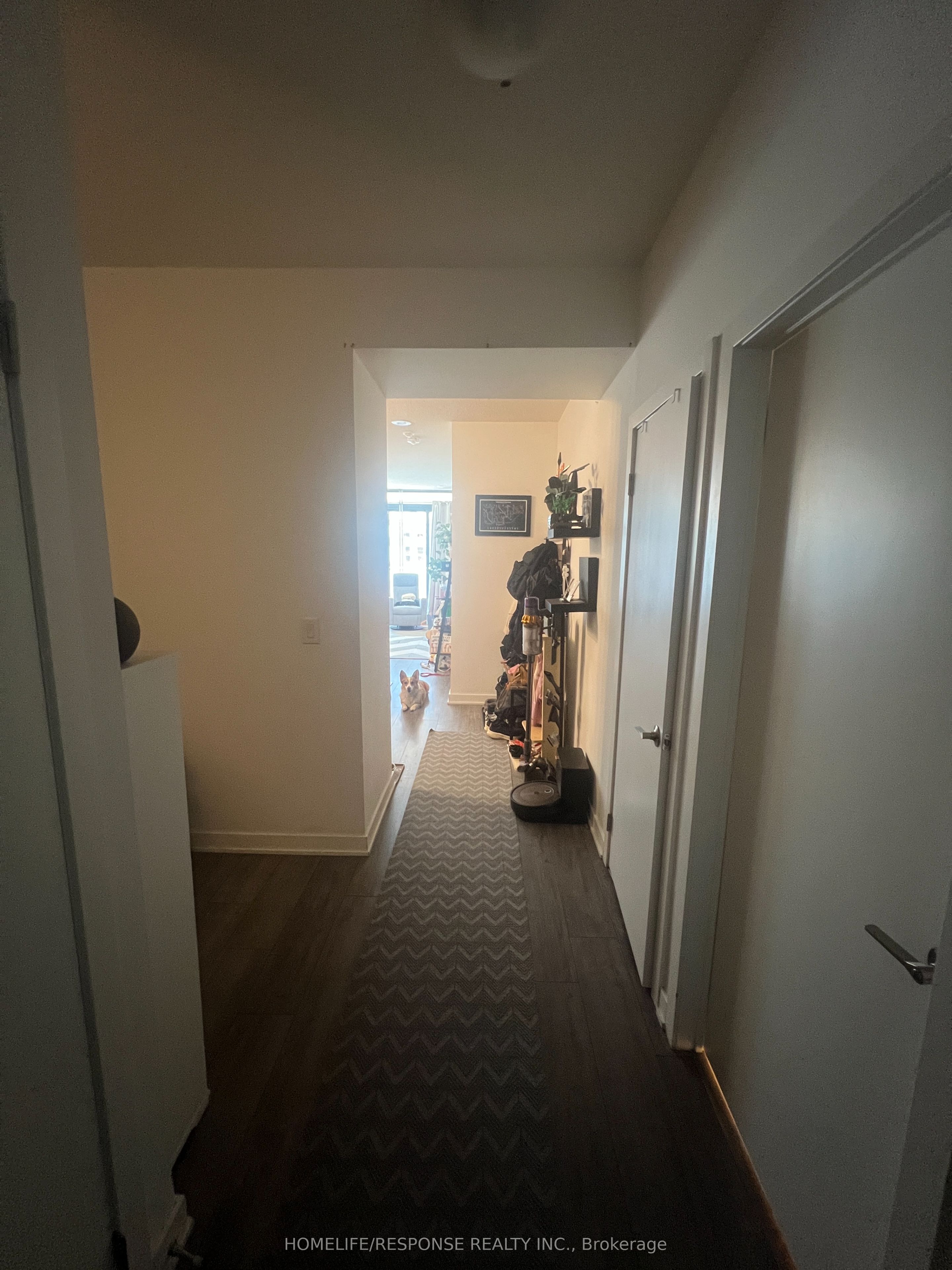 438 King Street W 1212