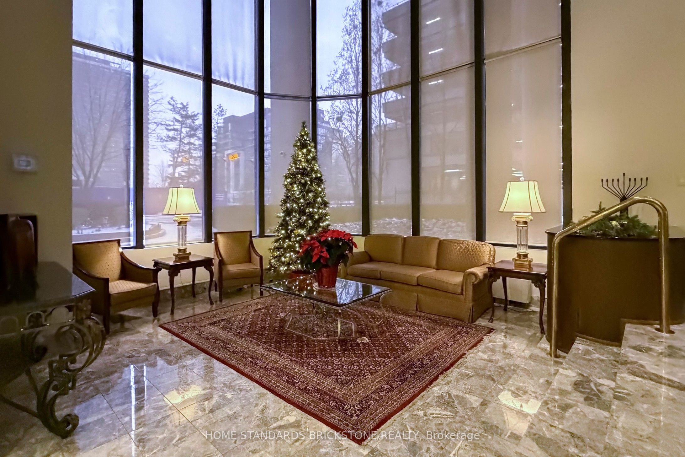 40 Rosehill Avenue 1001