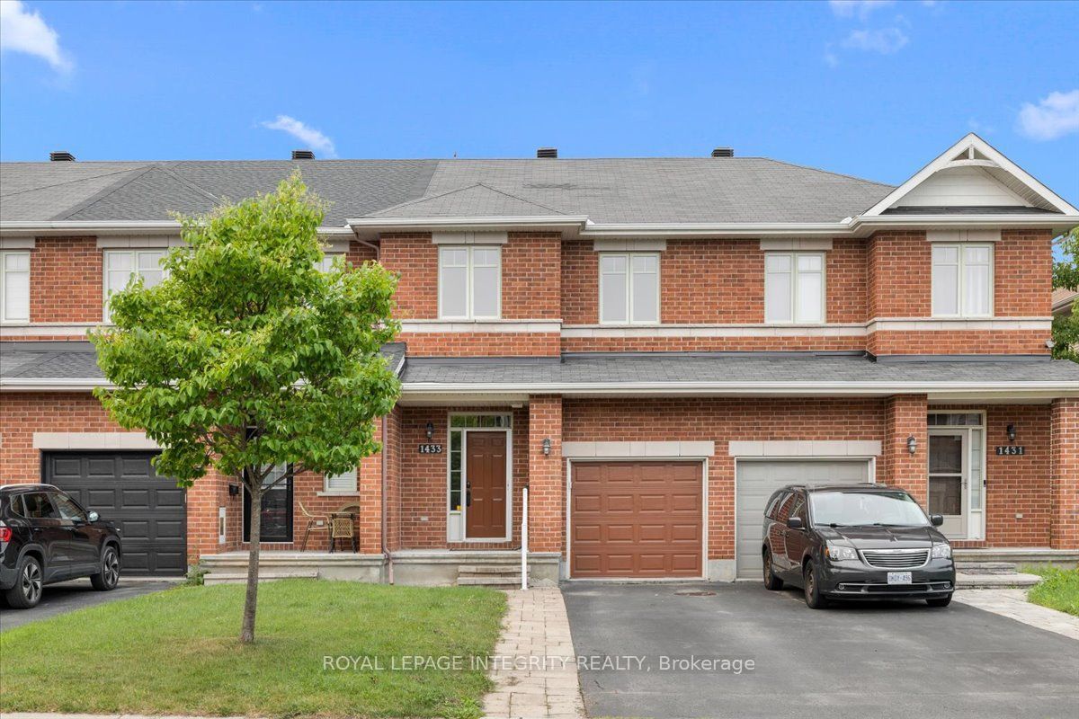 Photo 1 of 48 — 1433 Comfrey Crescent, Orleans - Cumberland and Area, ON K4A 0L8