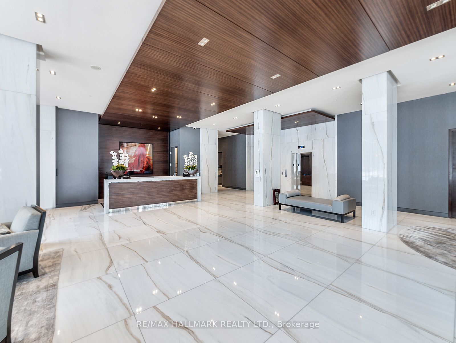 88 Davenport Road 308
