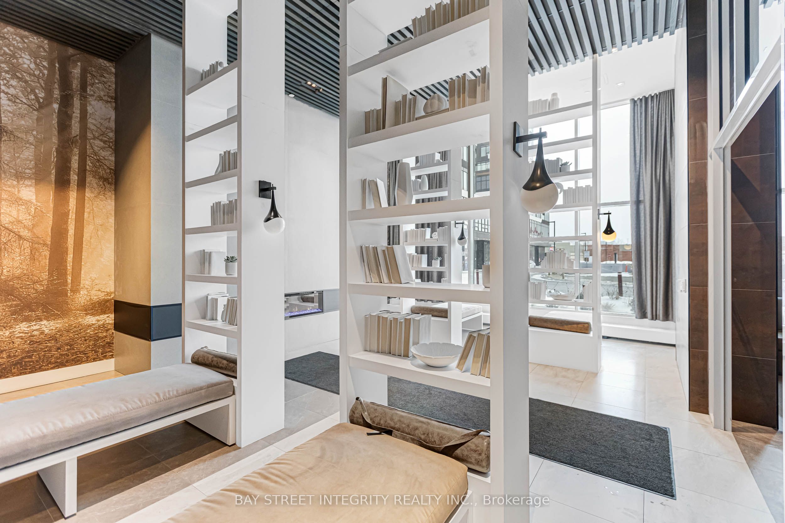 2485 Taunton Road 326