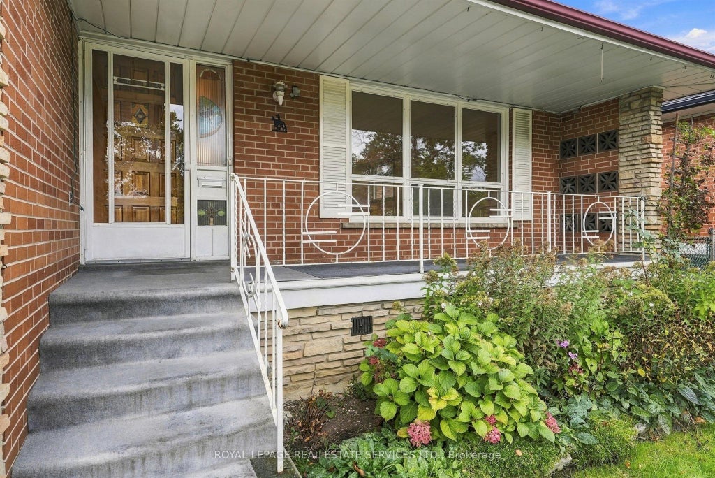 Photo of 30 Vanguard Drive, Toronto, ON M9B 5E6 (MLS # W14096736)