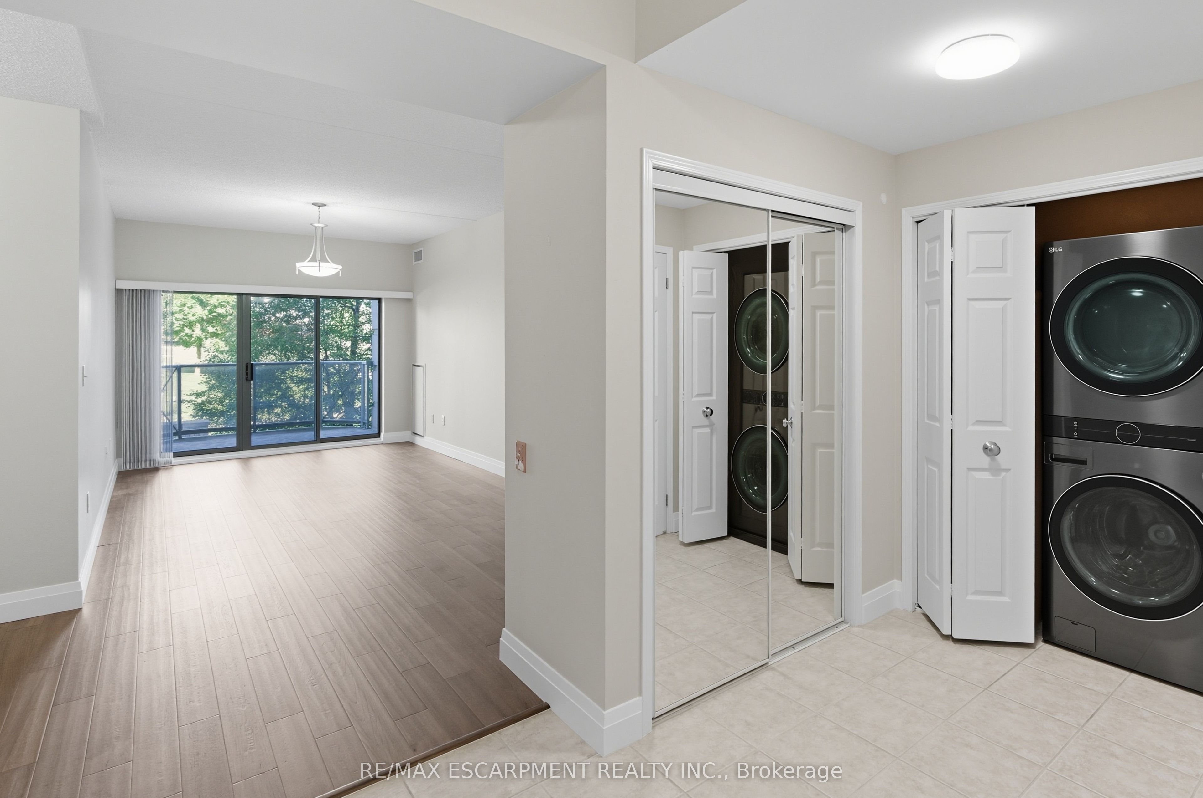 2075 Amherst Heights Drive 211
