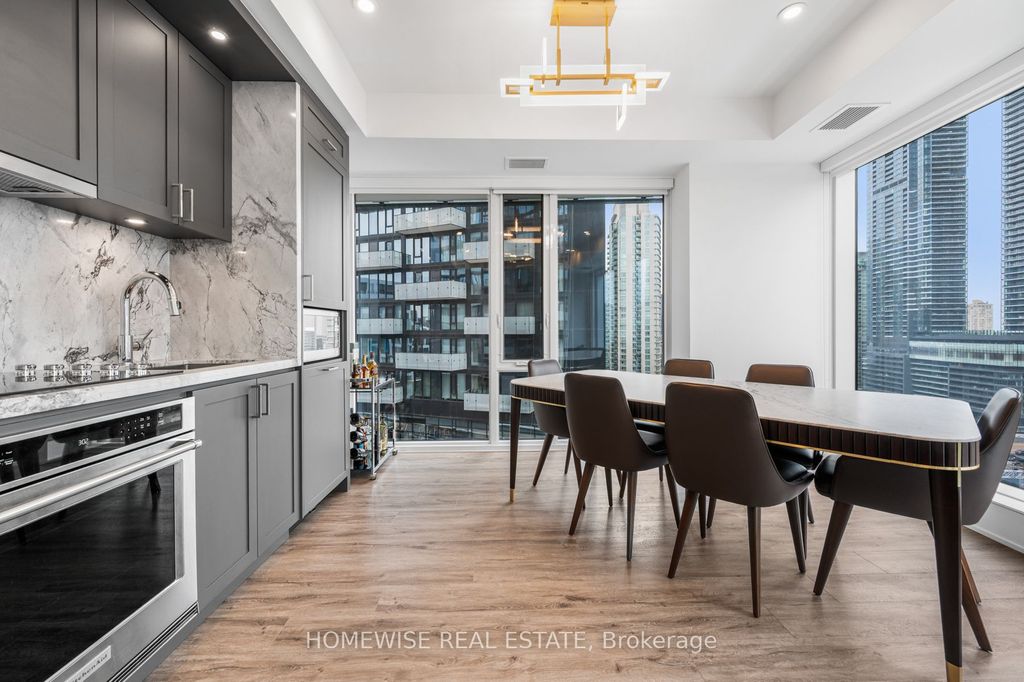 Photo of 470 Front Street W #1012, Toronto, ON M5V 0V6 (MLS # C12475763)