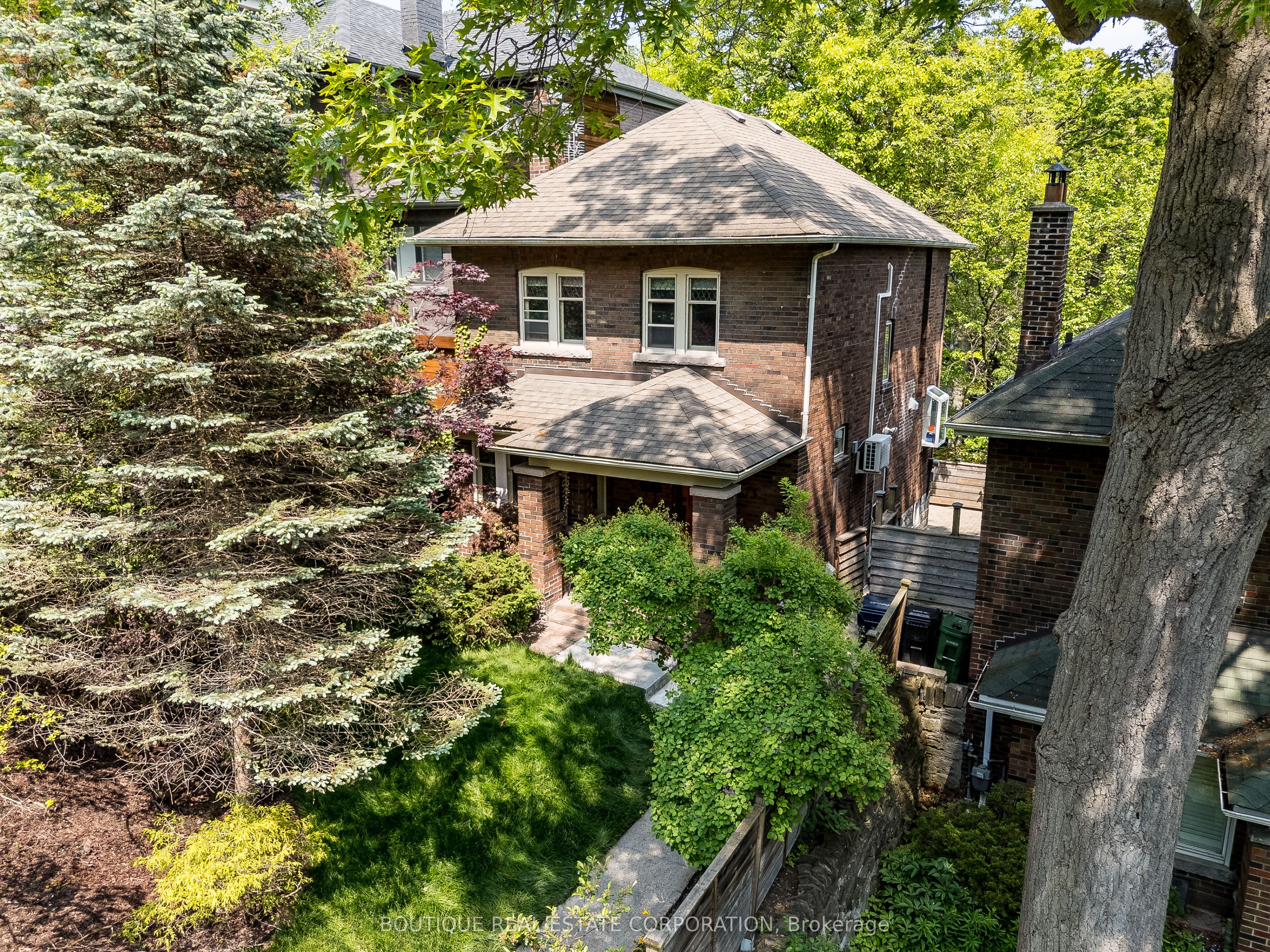 373 Ellis Park Road
