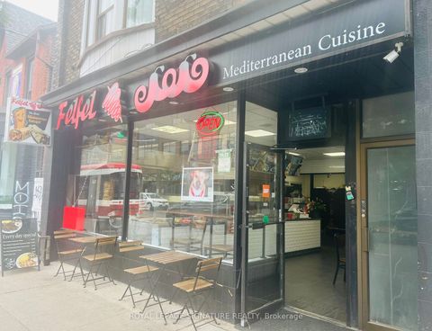 761 Dundas Street W Toronto ON M6J 1T9