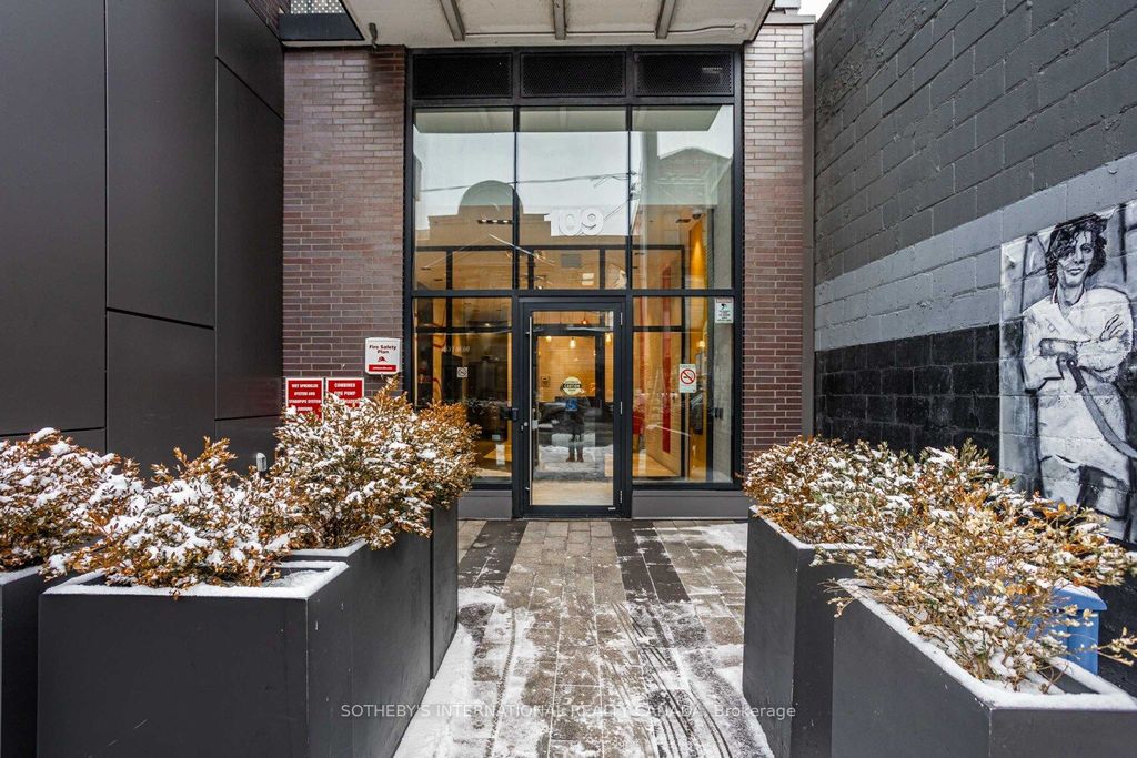 Photo of 109 Ossington Avenue #216, Toronto, ON M6J 0G1 (MLS # C12670152)