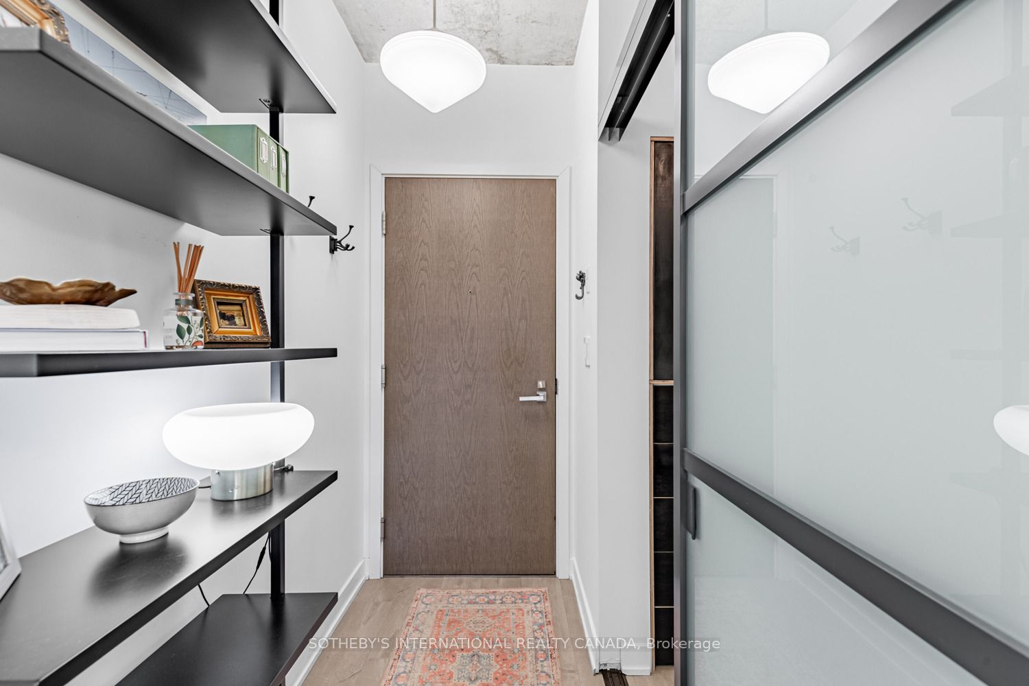 109 Ossington Avenue 216