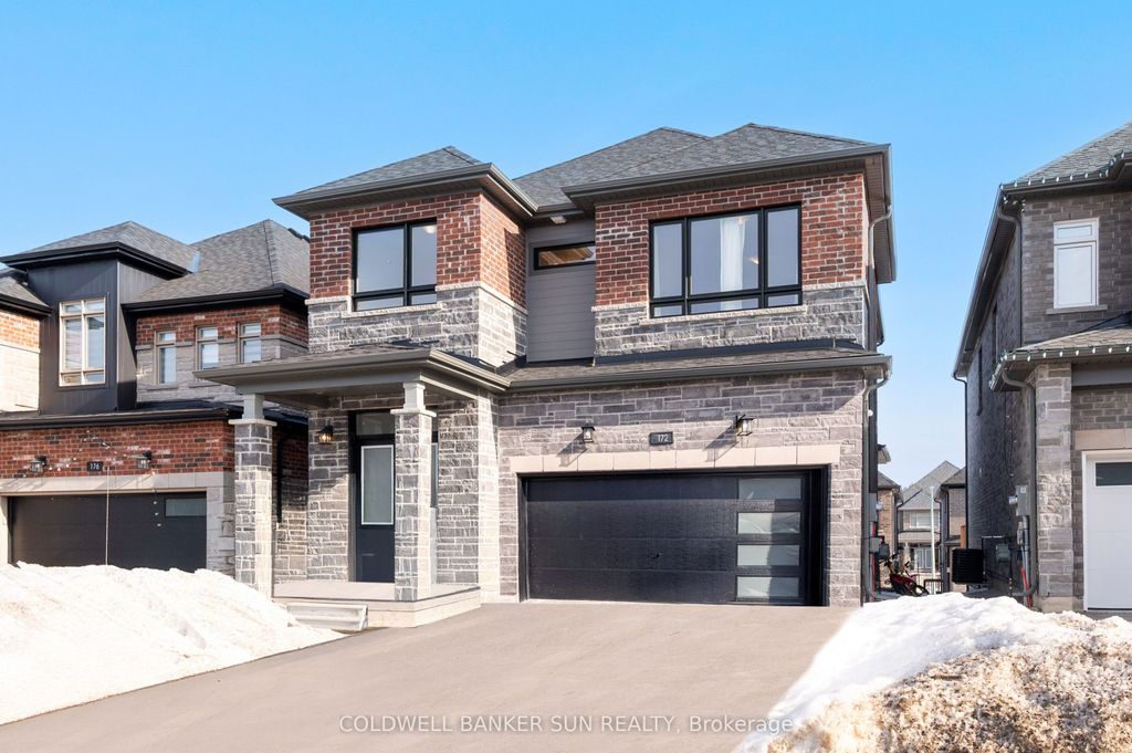 Photo of 172 FRANKLIN Trail, Barrie, ON L9J 0J2 (MLS # S12654416)