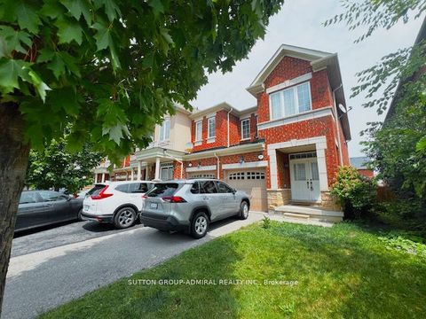 35 White Spruce Crescent Vaughan ON L6A 4C5