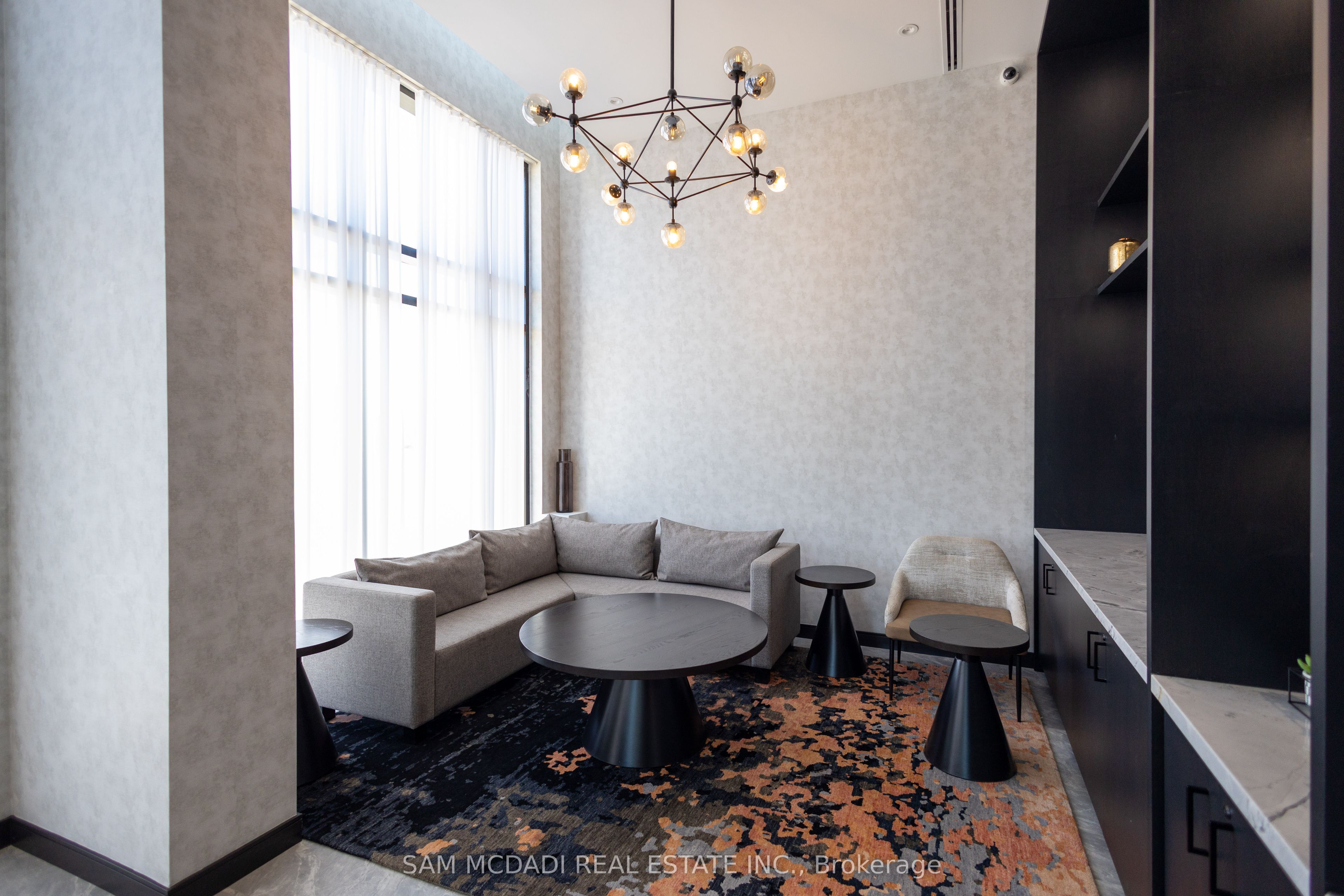 3005 Pine Glen Road 703