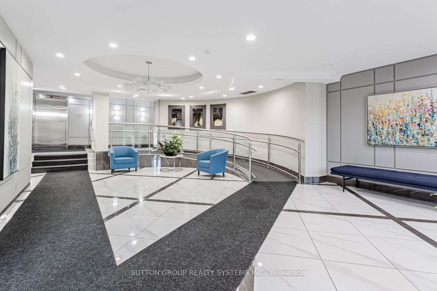 1001 Cedarglen Gate 619