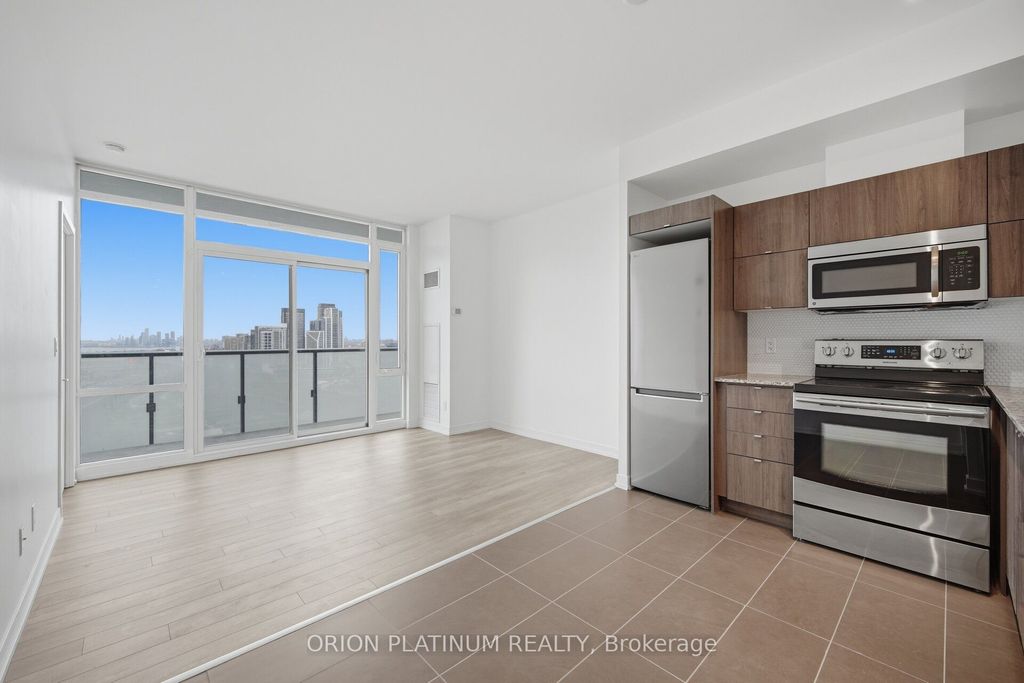 Photo of 170 Fort York Boulevard #2111, Toronto, ON M5V 0E6 (MLS # C13085680)
