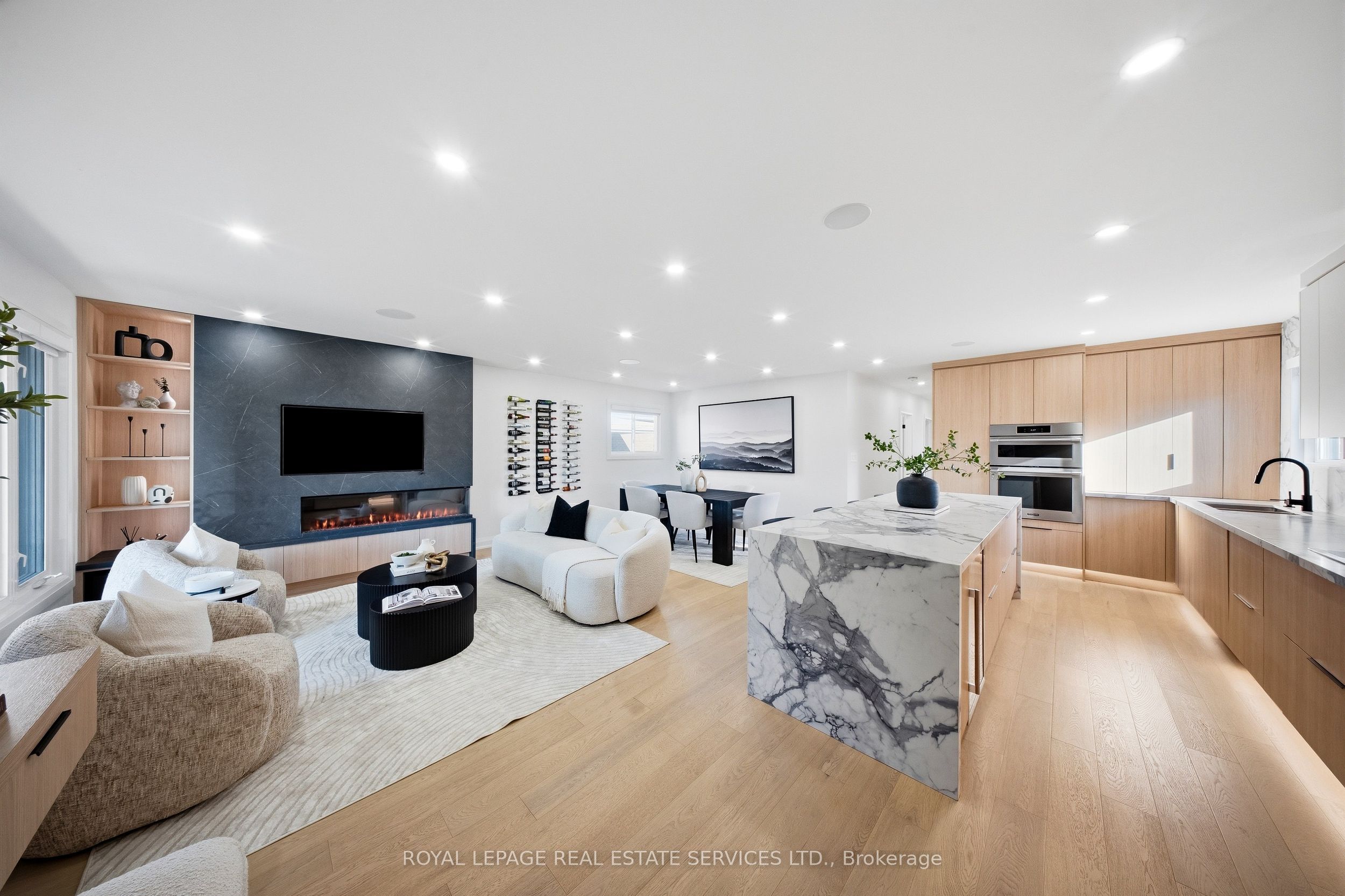 655 Netherton Crescent