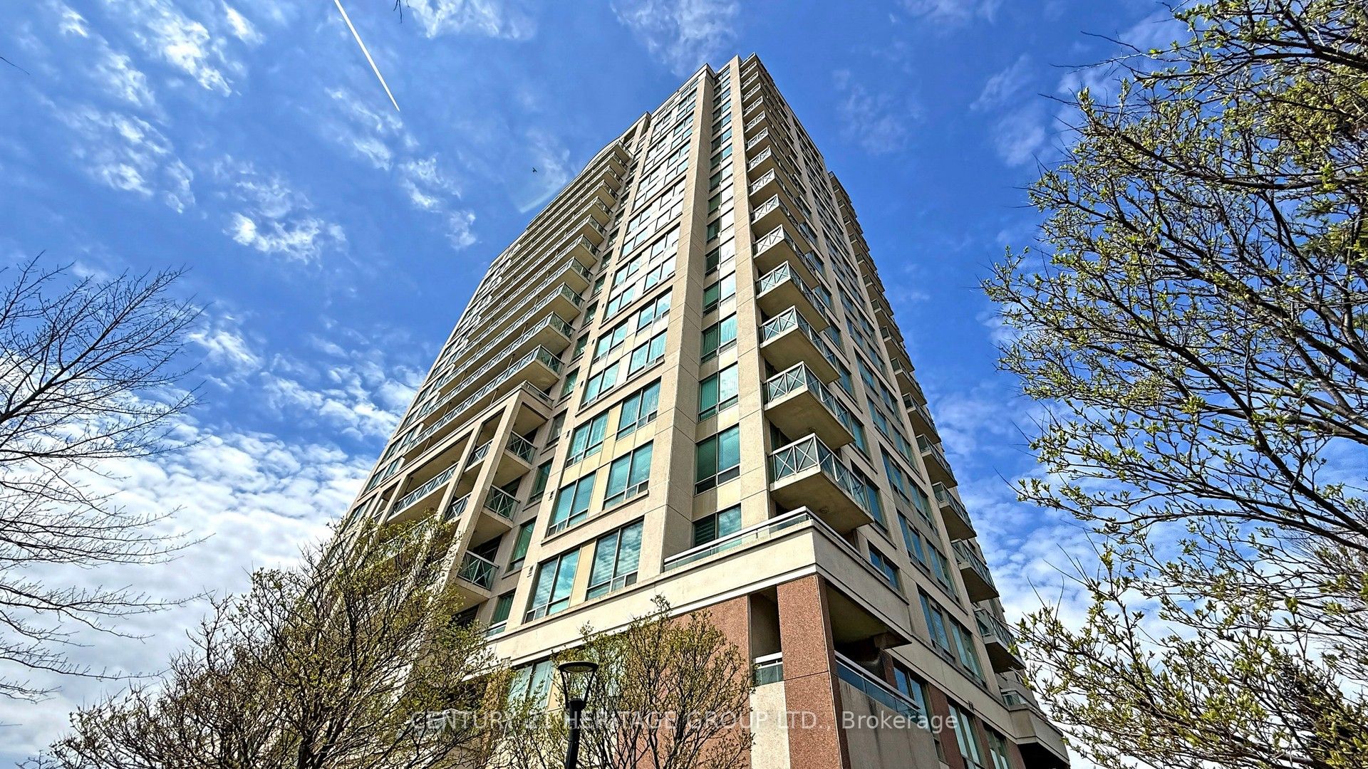 1359 Rathburn Road E 405