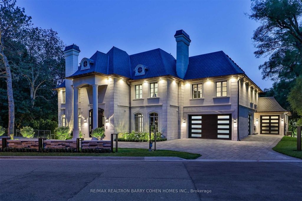 Photo of 382 Old Yonge Street, Toronto, ON M2P 1R4 (MLS # C12945142)