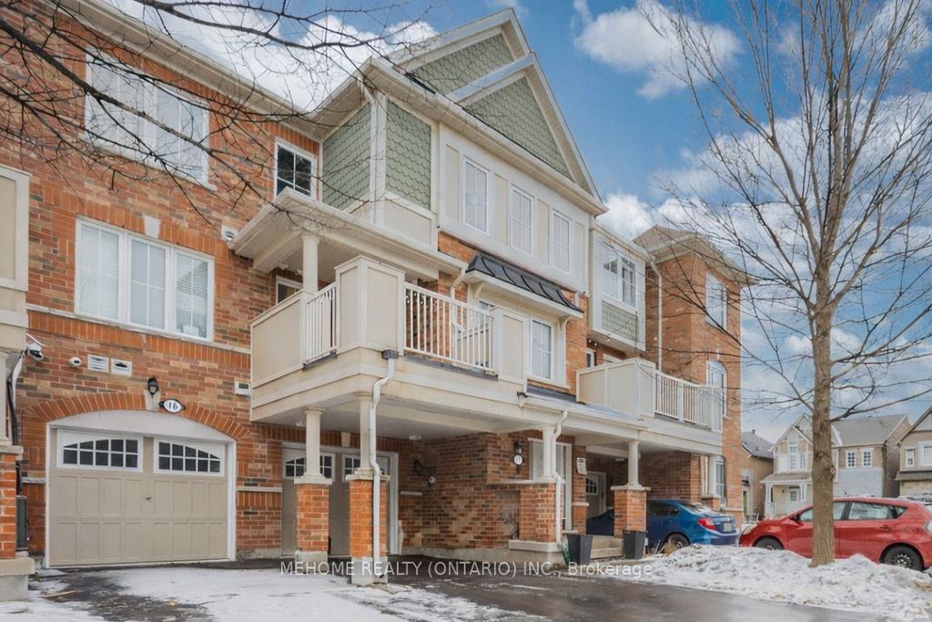 Photo of 10 Stocks Lane, Aurora, ON L4G 0Y2 (MLS # N12701914)