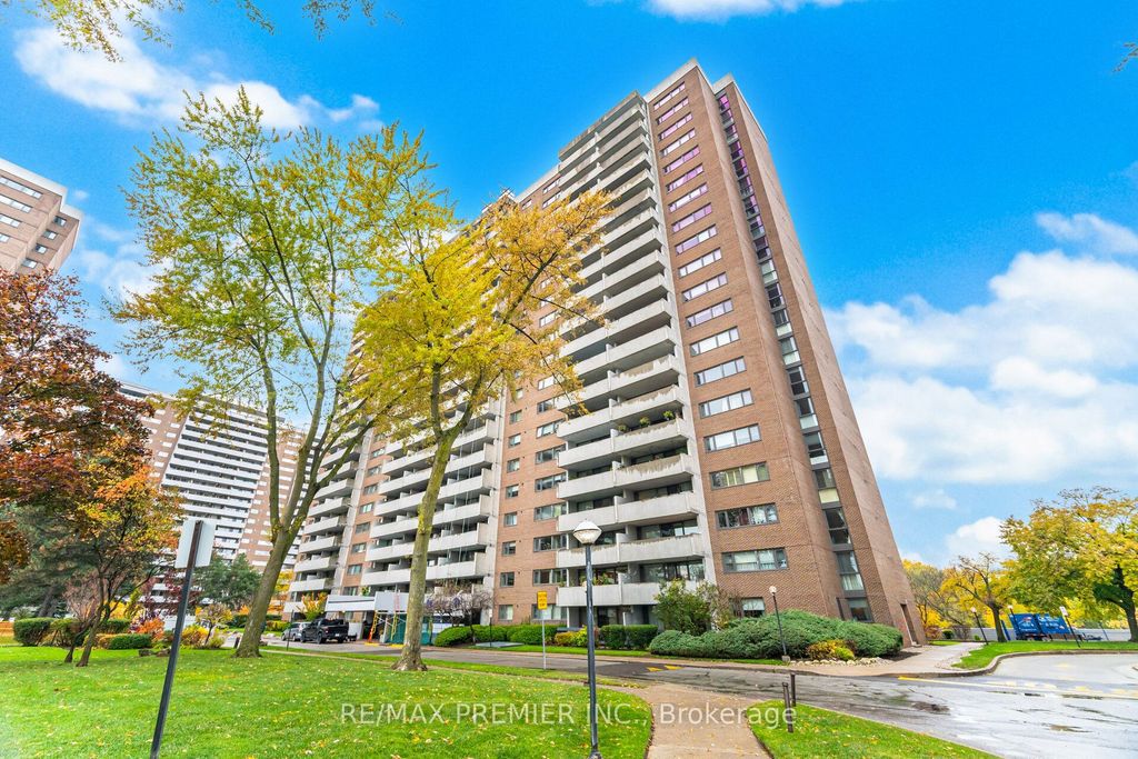 Photo of 260 Scarlett Road #1105, Toronto, ON M6N 4X6 (MLS # W12417896)