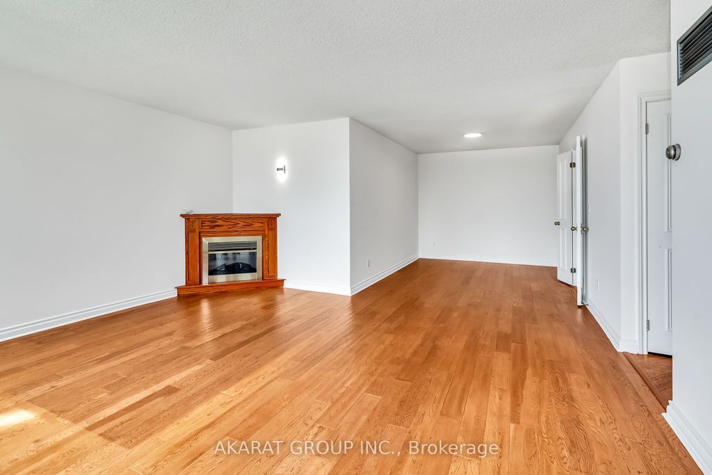 Photo of 1 Palace Pier Court #602, Toronto, ON M8V 3W9 (MLS # W13107030)