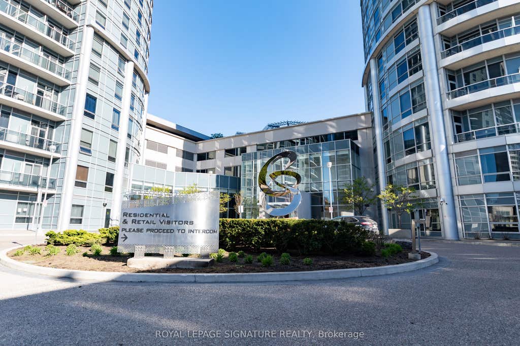 Photo of 135 Village Green Square #1423, Toronto, ON M1S 0G4 (MLS # E13434266)