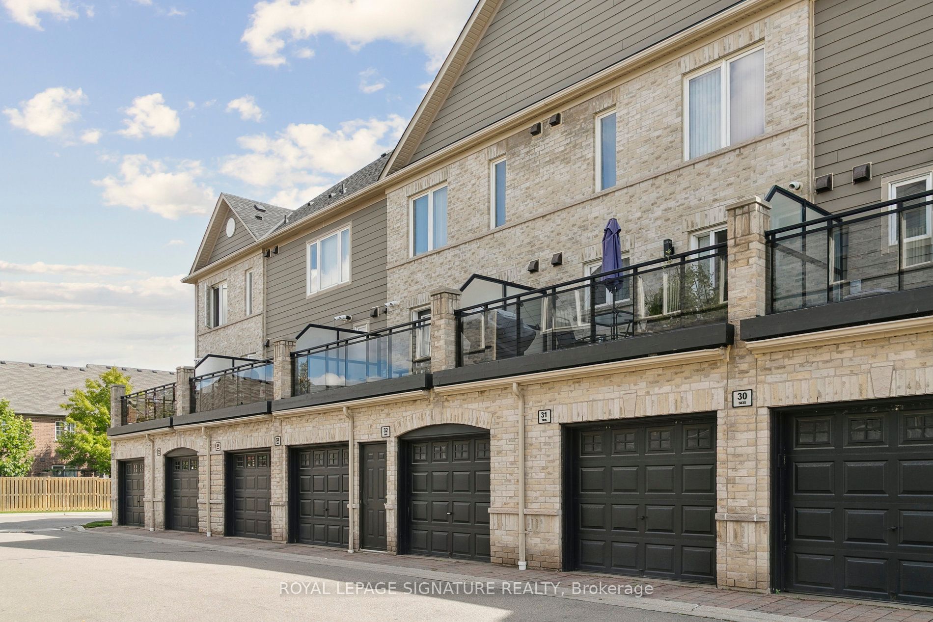5035 Oscar Peterson Boulevard 32