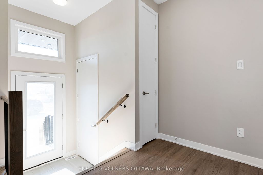 Photo of 328 Catsfoot Walk, Barrhaven, ON K2J 7G7 (MLS # X13064792)