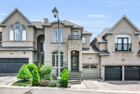 1148 Woodington Lane Oakville ON L6H 7V1