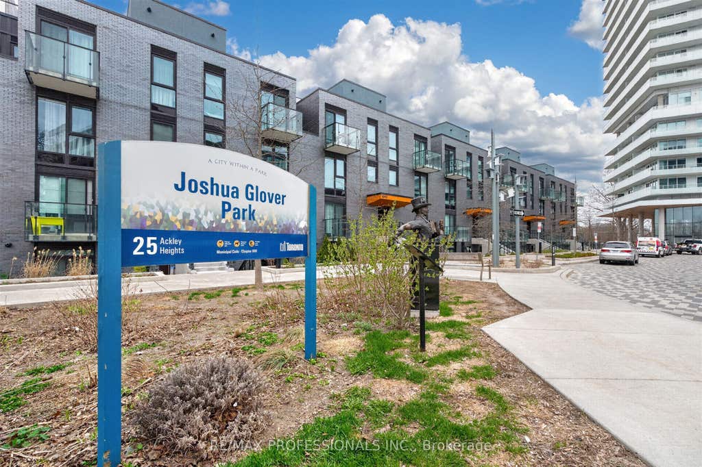 Photo of 10 Brin Drive #TH48, Toronto, ON M8X 0B3 (MLS # W13650402)