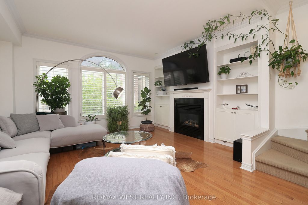 Photo of 8 James Stock Path, Toronto, ON M8Z 6C6 (MLS # W12363898)
