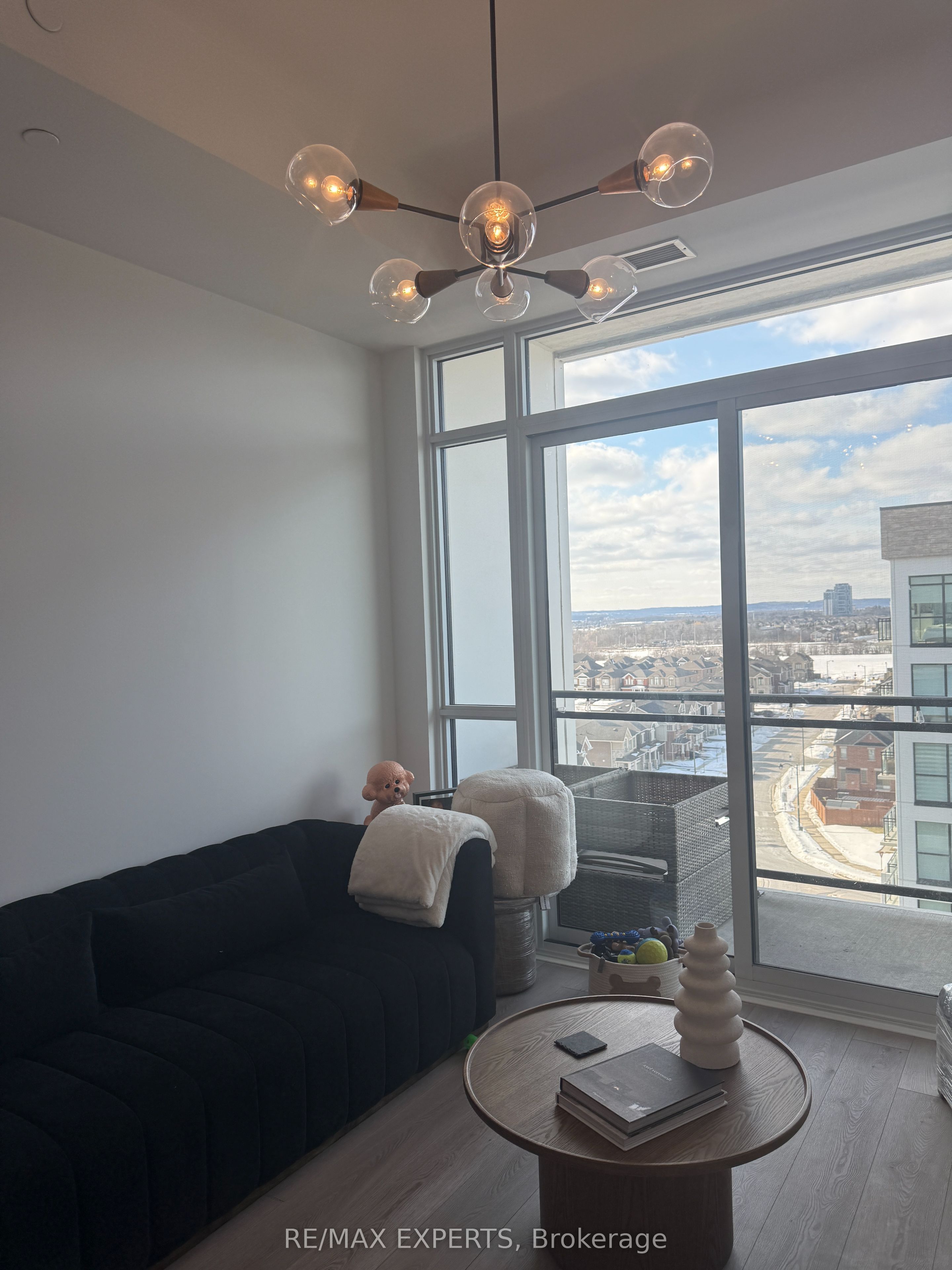 760 Whitlock Avenue 806