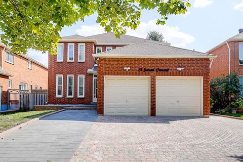 31 Durant Crescent Markham ON L3S 3A3
